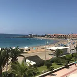San Rafael 公寓 *