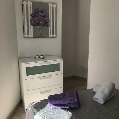 San Rafael Apartment *